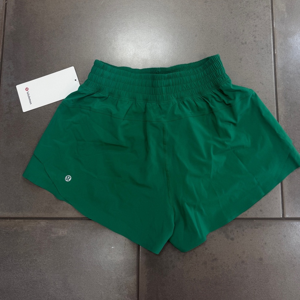 NWT Lululemon Shake It Out 2.5